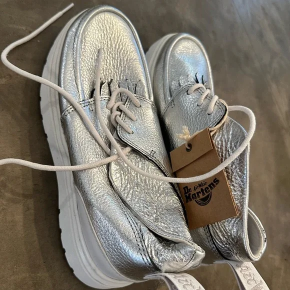 NWT Dr Martens Jemima Leather Kiltie Chukka Boots Silver - Picture 3 of 3